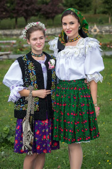 romanian people physical traits